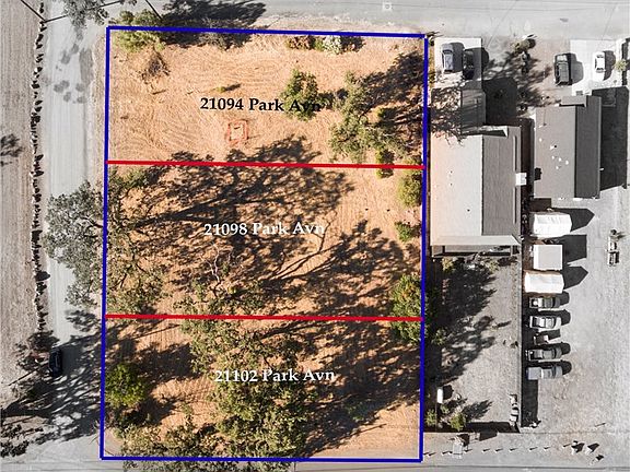 4th image of 21102 Park Ave #10