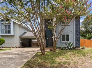 1504 Bridgeway Dr #B, Austin, TX 78704