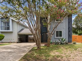 1504 Bridgeway Dr, Austin, TX