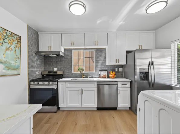 1962 Chariton St, Los Angeles, CA 90034