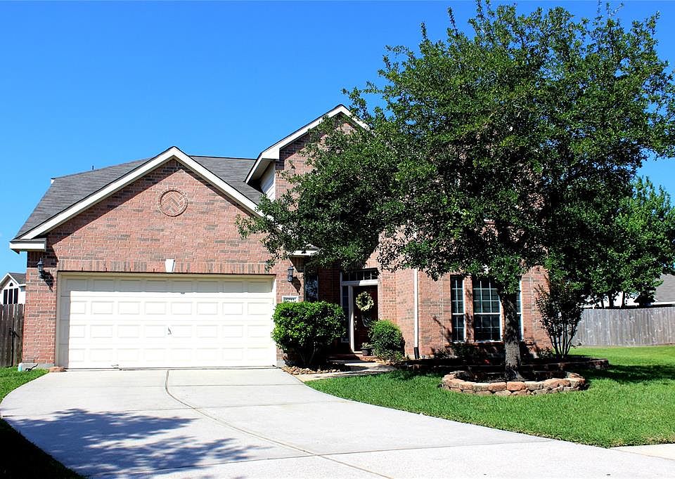1st image of 6711 N Bay Crest Cir