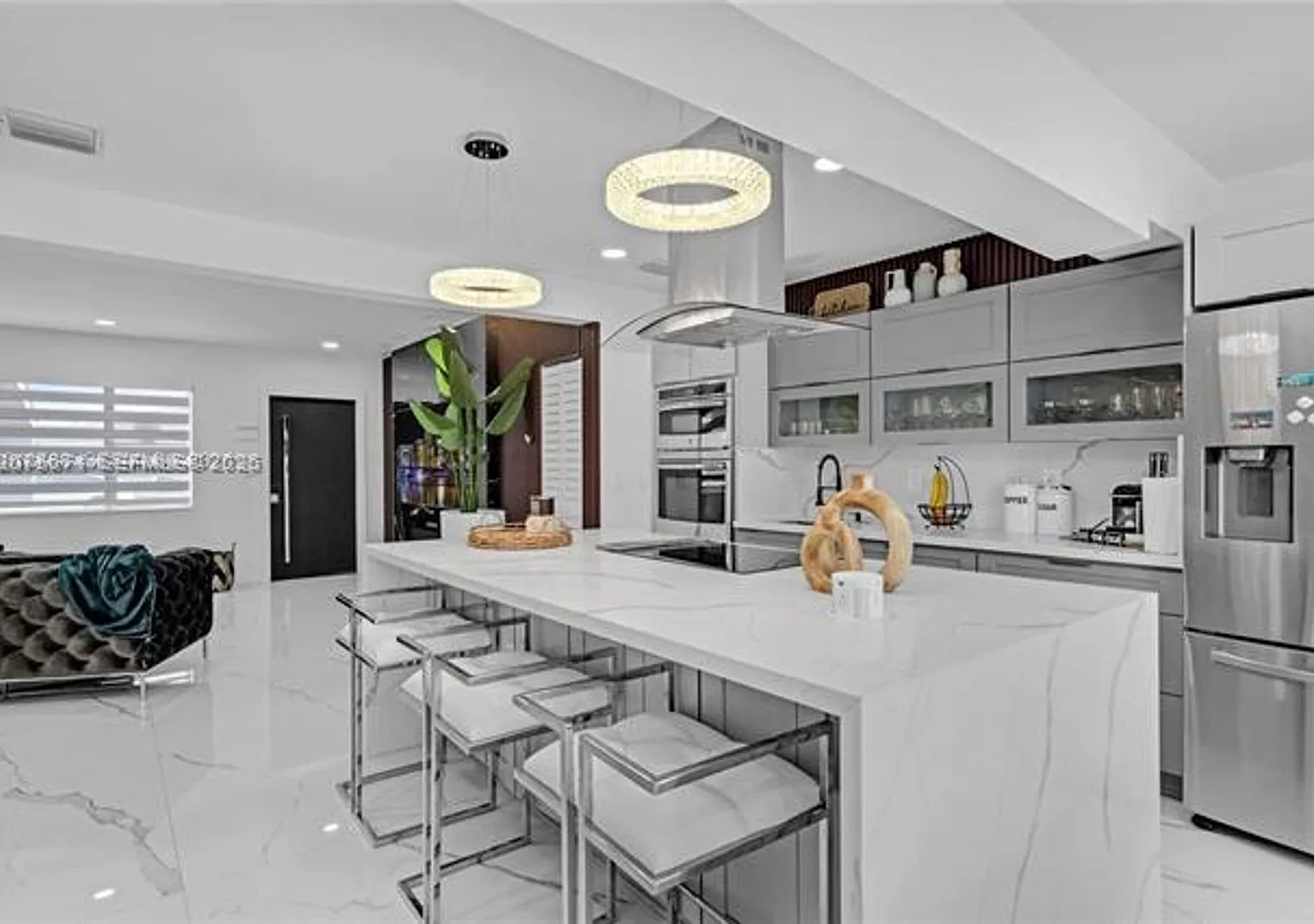 7031 SW 12th St # 7031, Pembroke Pines, FL 33023 — Photo 2
