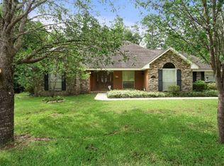 8424 Kimo Pl, Diamondhead, MS 39525
