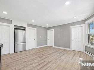 7 Belle Ave FLOOR 2, Paterson, NJ 07522