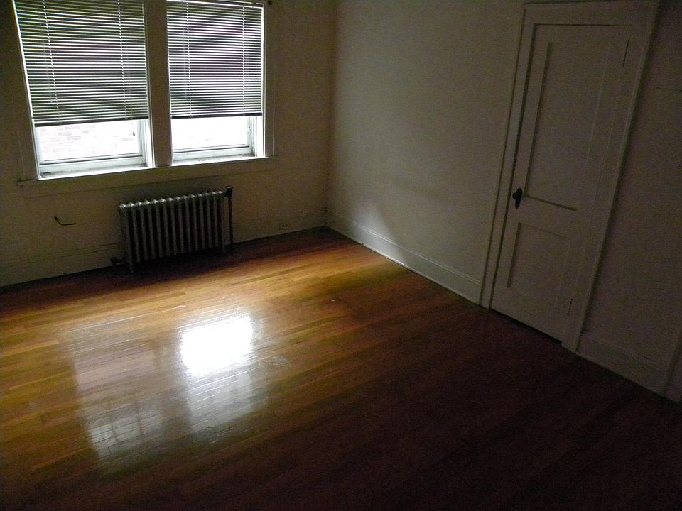 2nd image of 3109 Hillsborough St