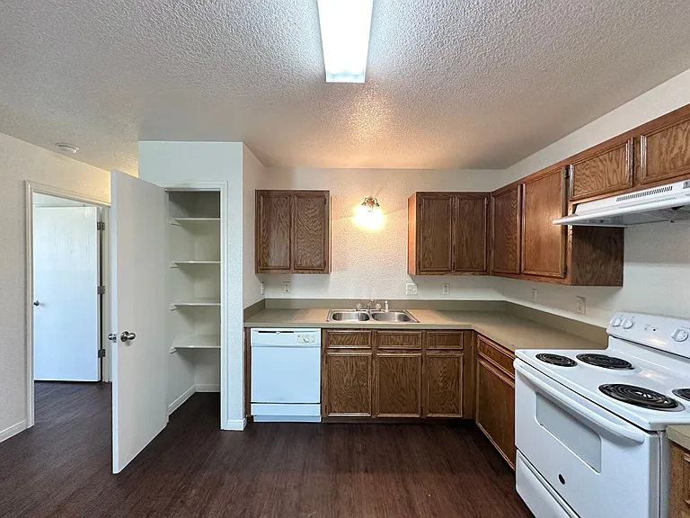 3811A John Chisholm Loop — Photo 8
