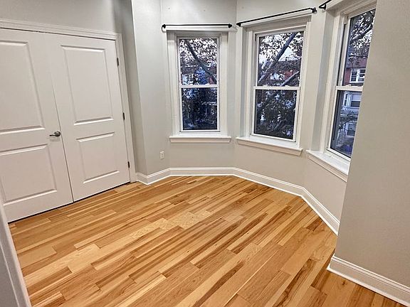 4th image of 5020 Walnut St #3F