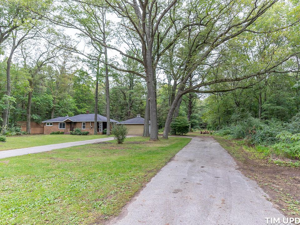 5496 Dowling St, Montague, MI 49437 Zillow