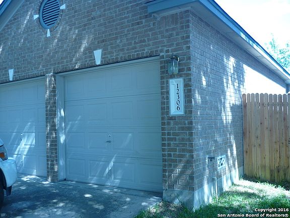 3rd image of 12306 Stable Square Dr