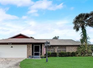 1102 S Cooper Dr, Deltona, FL 32725