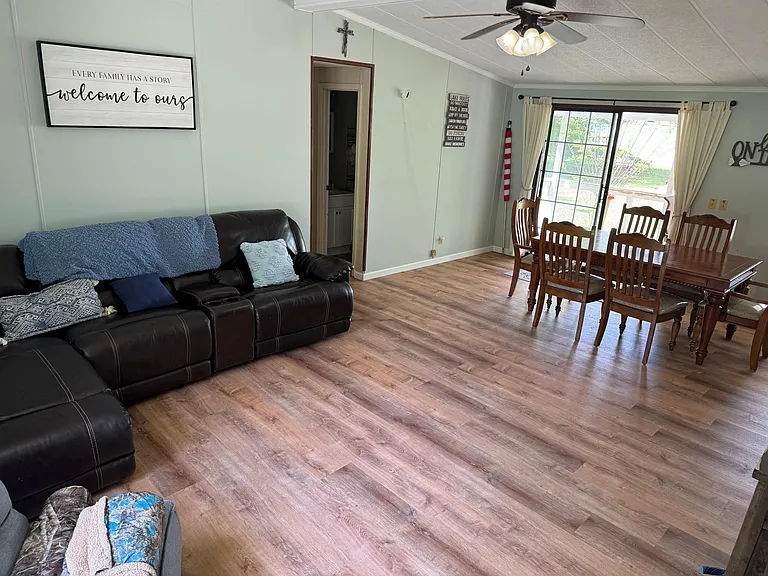 126 Village Ln — Photo 15