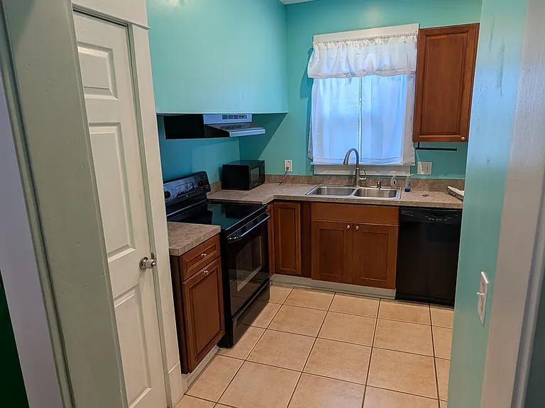 478 N Ellsworth Ave — Photo 6