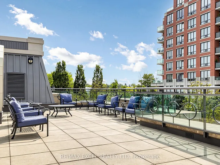 350 Red Maple Rd #508 — Photo 44