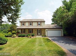 4357 Donegal Church Ct, Chantilly, VA 20151