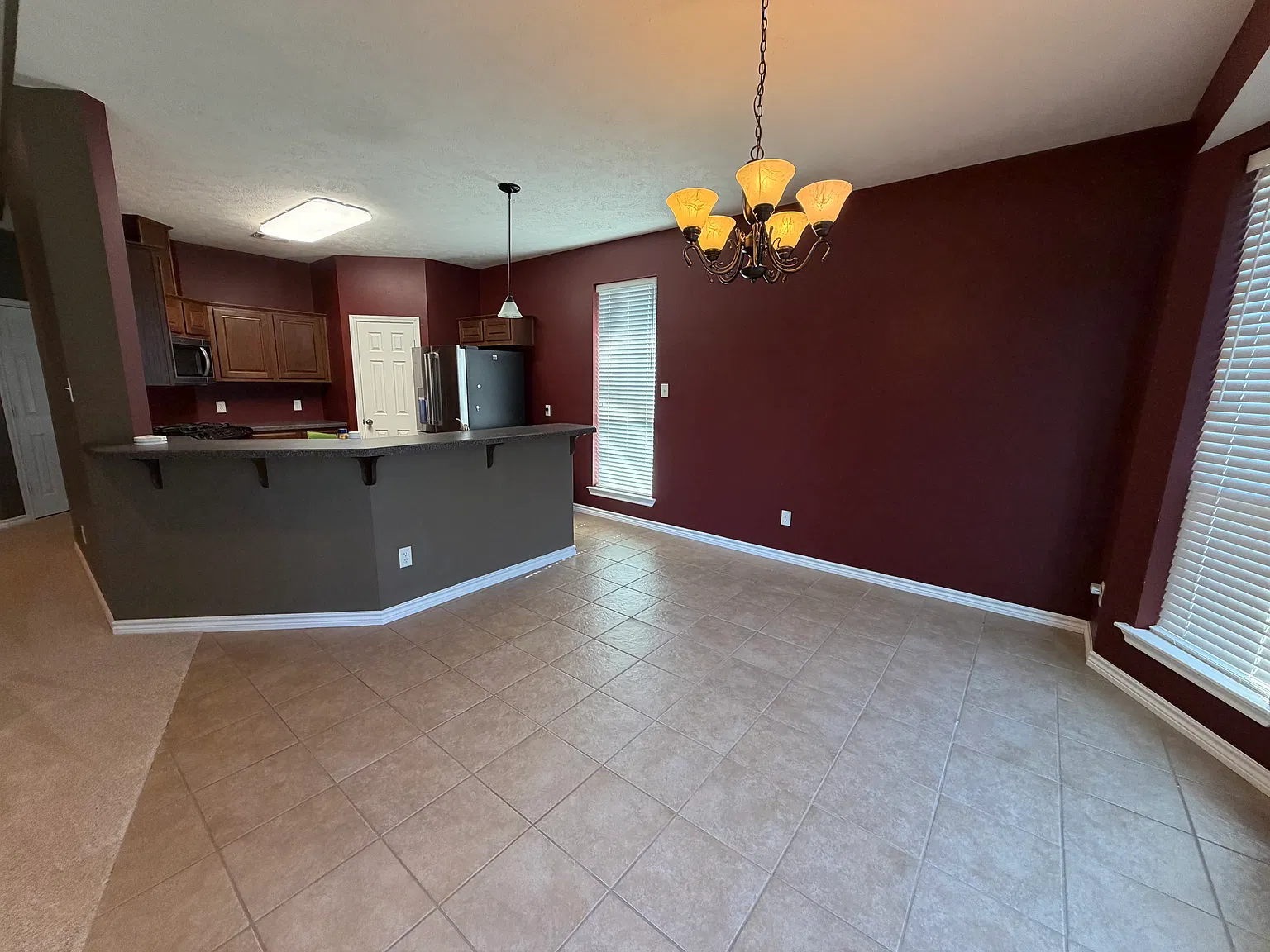 3 bed, 1900 sqft, $2,100 — Photo 4