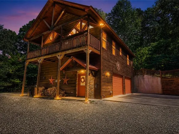 216 Dawn Ln, Ellijay, GA 30540
