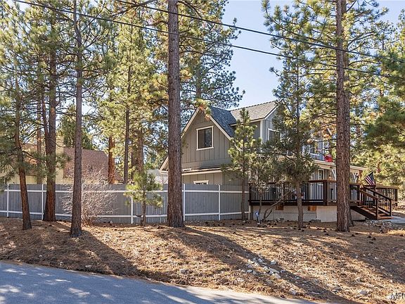 4th image of 301 Downey Dr