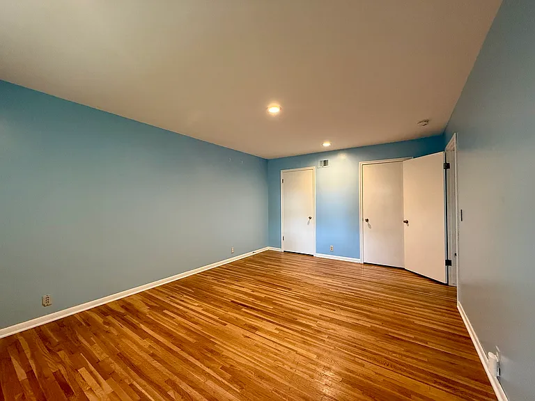 9325 Pauline St — Photo 54