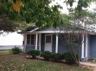 313 Constitution Dr SW, Poplar Grove, IL 61065