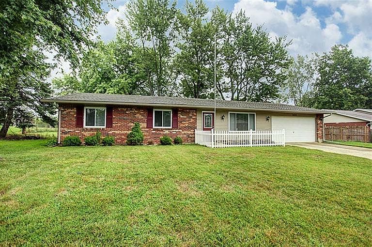 1st image of 2406 Brown Bark Dr