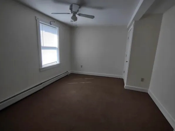 5 Merchant St APT 6, North Walpole, NH 03609