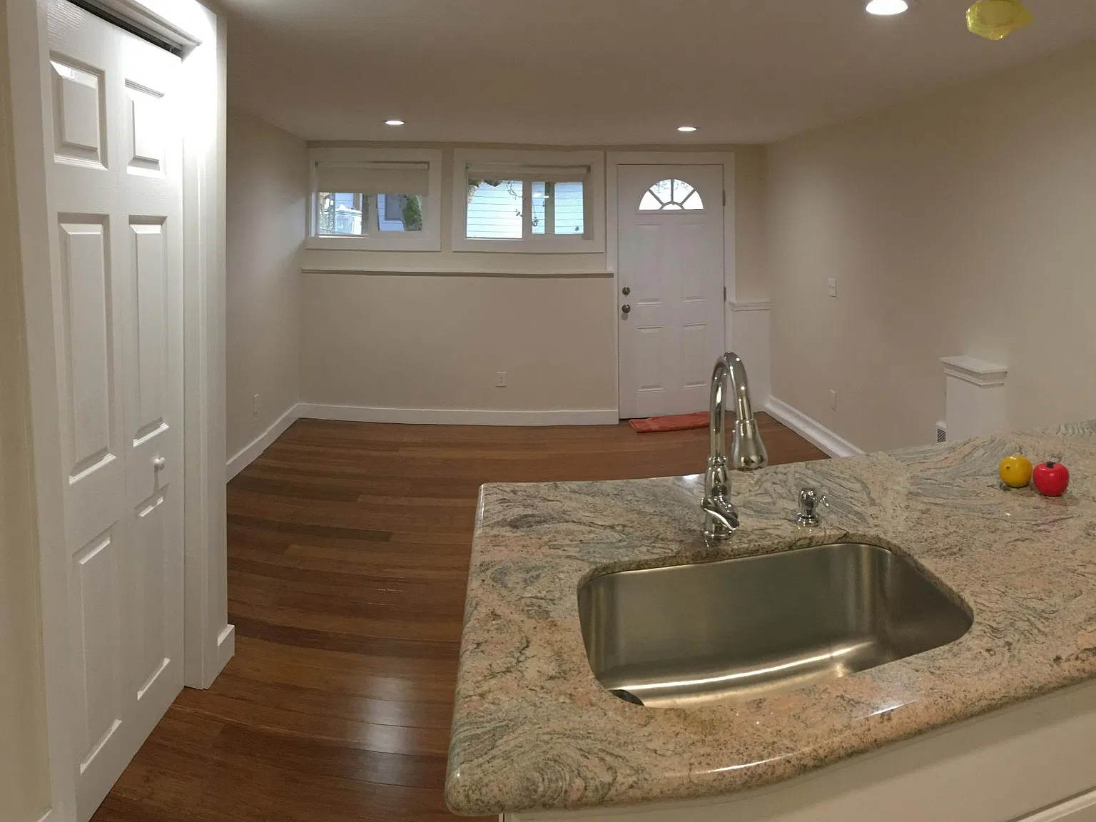 Studio, 330 sqft, $1,700 — Photo 4