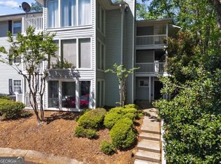 1610 Raleigh Cir SE, Marietta, GA