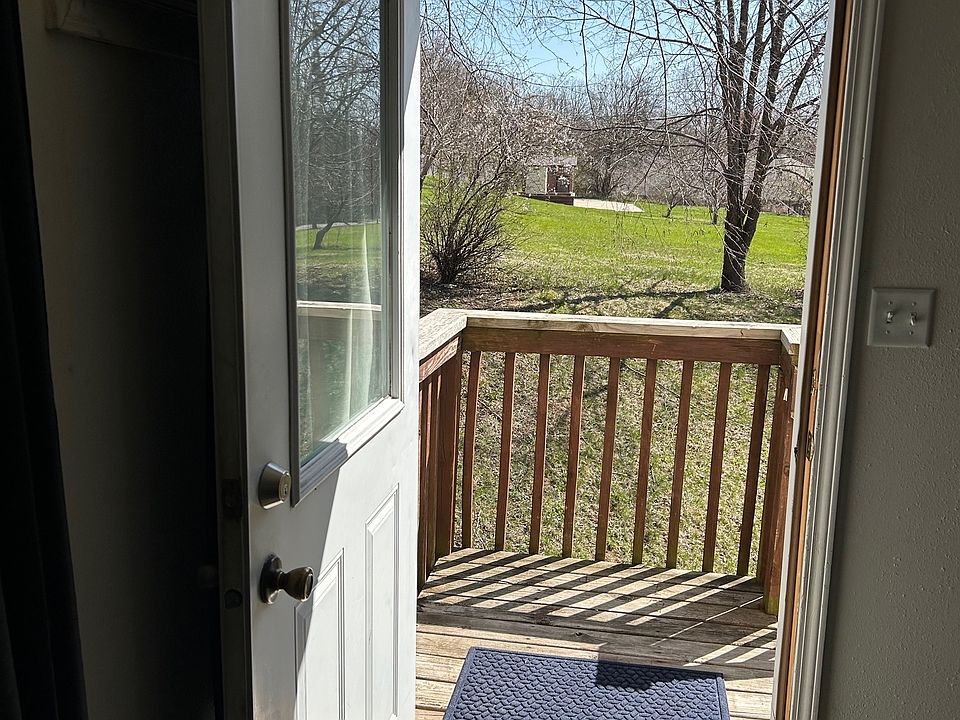 1st image of 934 Apadana Ct #B