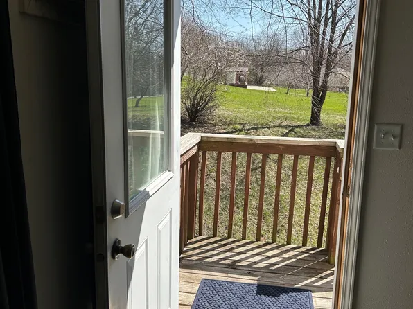 934 Apadana Ct #B, Coralville, IA 52241