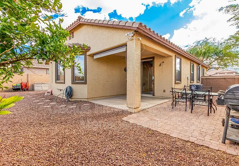 2624 W Beautiful Ln — Photo 29