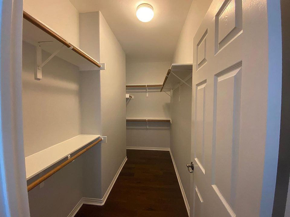 1st image of 11558 Spicewood Pkwy APT 12