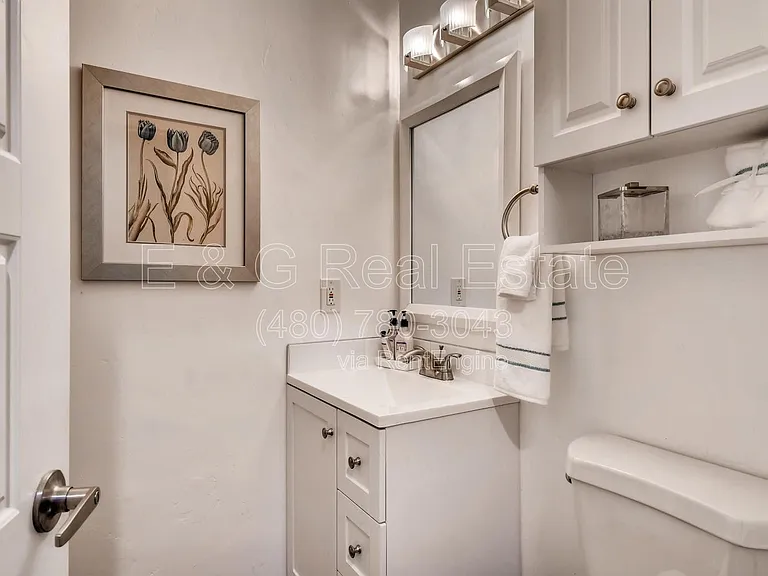 1806 E Don Carlos Ave — Photo 11