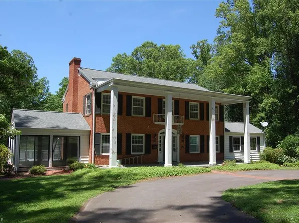 430 Hawthorne Rd, Elkin, NC 28621