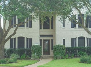 2835 Trevino Ct, Friendswood, TX 77546