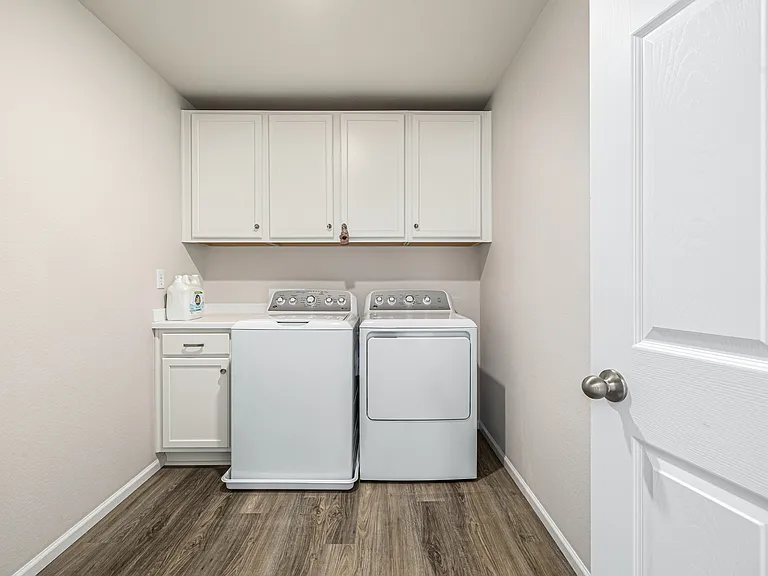 9096 Uravan Ct — Photo 46