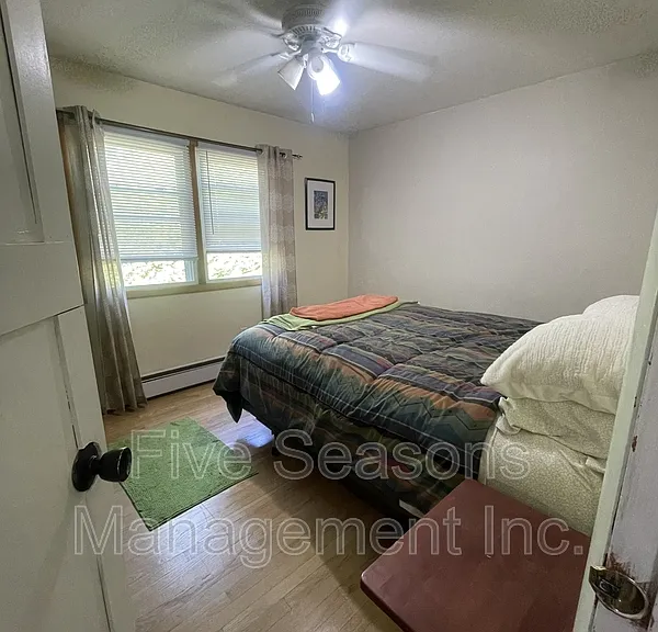 70 Pleasant Ave — Photo 34