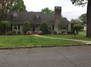 4 Quaker Rd, Short Hills, NJ 07078