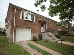 1203 148th St, Whitestone, NY 11357