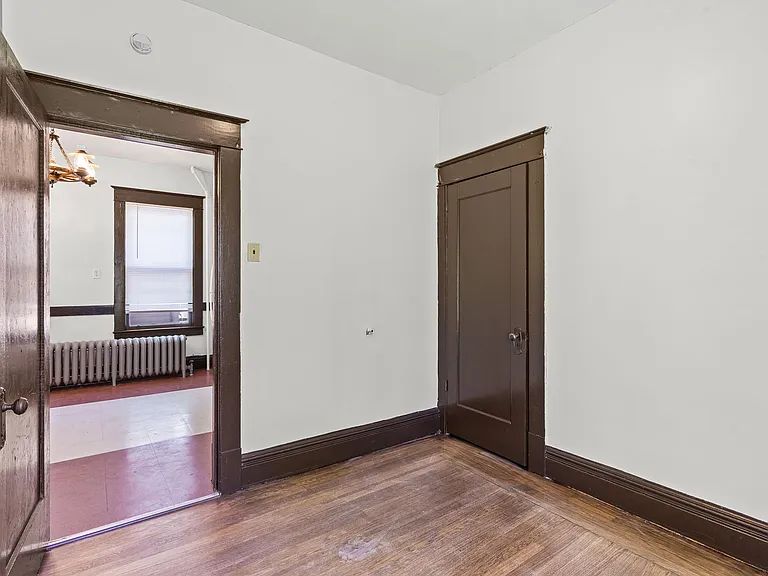 320 Saratoga St #1 — Photo 8