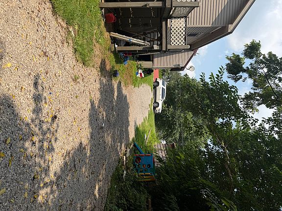 5th image of 719 Old Monticello Rd