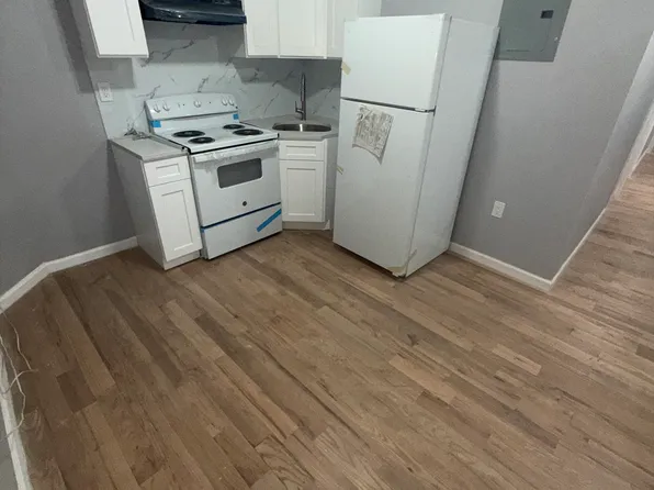 (undisclosed Address), Bronx, NY 10466