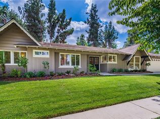 22930 Austin St, Woodland Hills, CA 91364