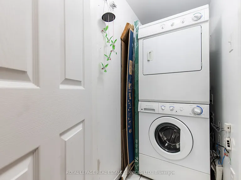 4975 Southampton Dr #272 — Photo 21