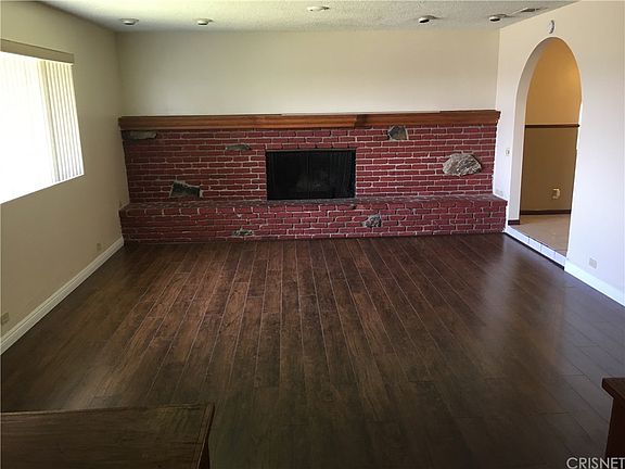 3rd image of 1284 W Edgemont Dr