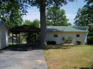 1213 Pineland Shores Cir, Cross Hill, SC 29332