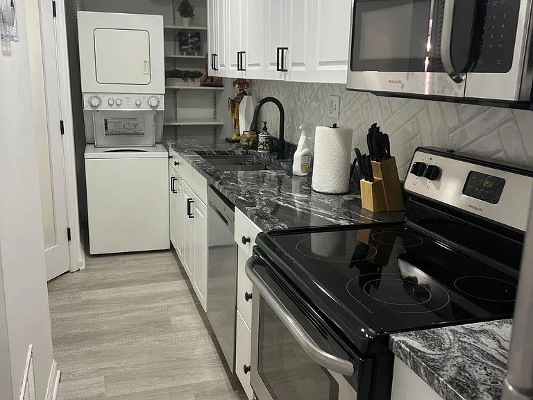 1413 Shepherd St NW — Photo 14