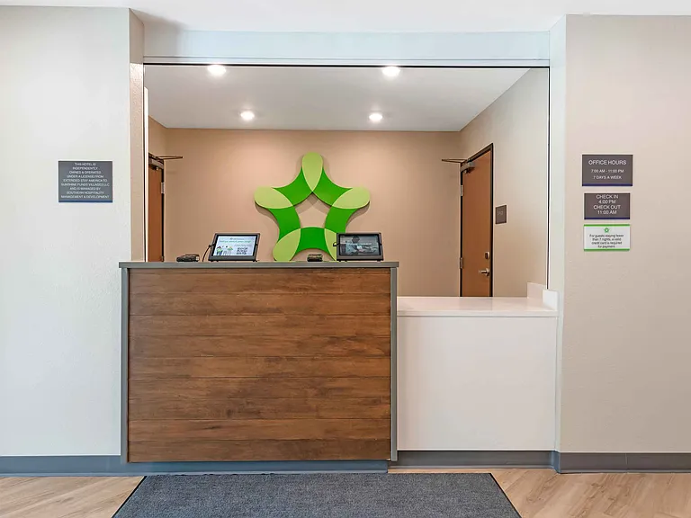 Lobby and Guest Check-in
