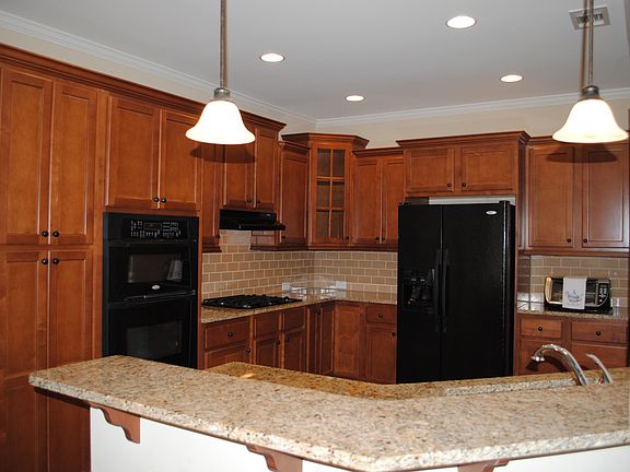 Updated maple kitchen 