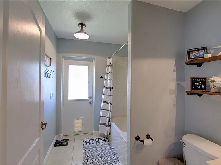 125 Palm Cir — Photo 16
