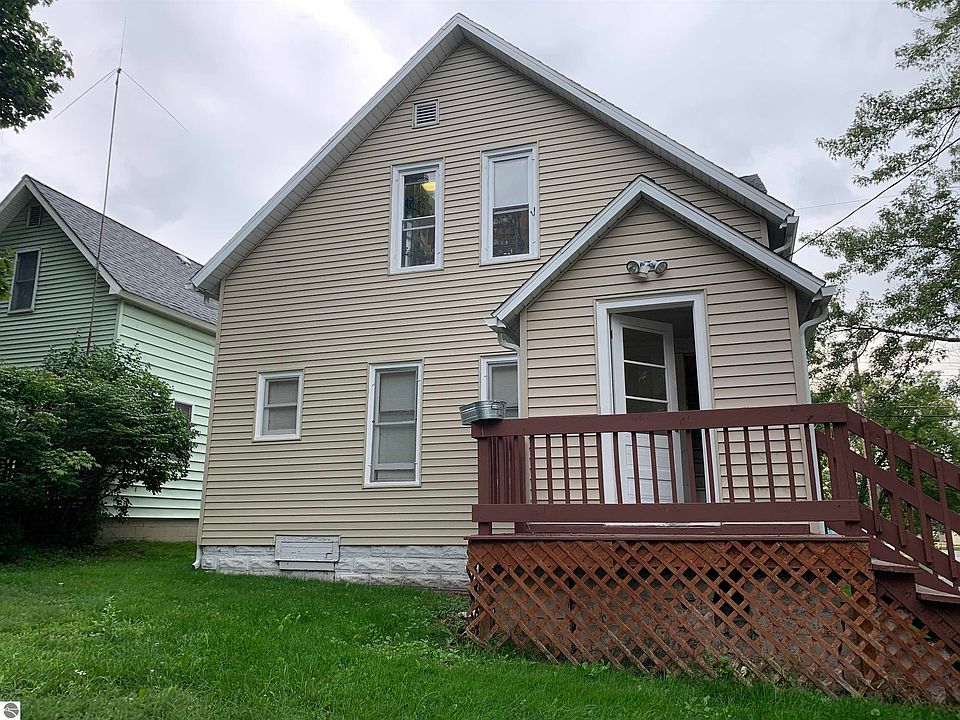 1st image of 113 Evart St